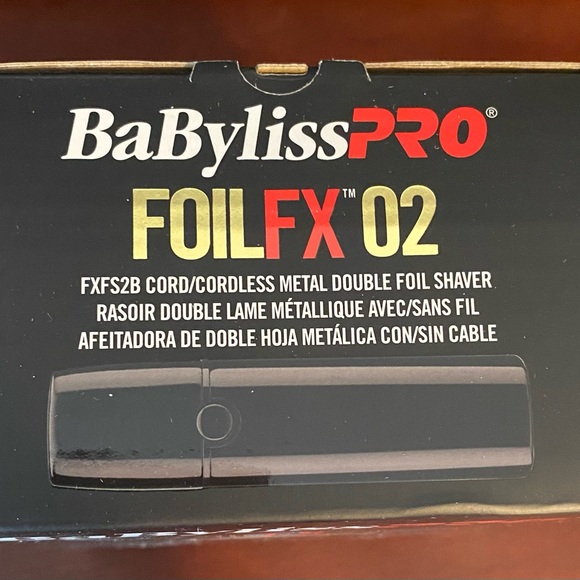 BaBylissPRO Black and Gold Foil Shaver - Picture 9 of 9